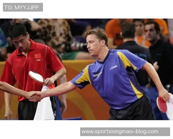 巴图姆发球失误卢指导分析防守问题强调团队配合重要性 巴图姆发球失误卢指导分析防守问题强调团队配合重要性