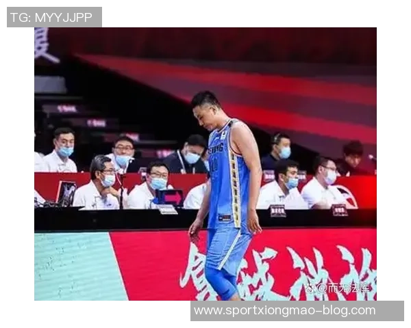 媒体人直言篮网签小曾只为中国赛盈利赛后立刻裁人令人失望 媒体人直言篮网签小曾只为中国赛盈利赛后立刻裁人令人失望