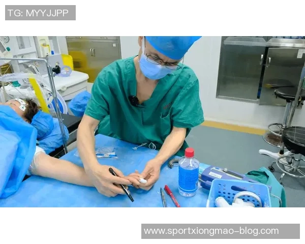 黄威手术时间确定将于10月10日进行恢复计划全力以赴期待重返赛场